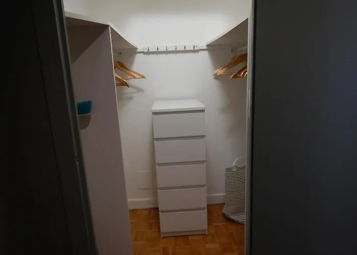 Quartier Chateau - Wifi - Garage Individuel A Cle - Electromenager Complet Appartamento *